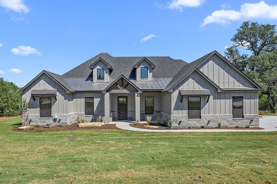 Custom home by DRI Construction